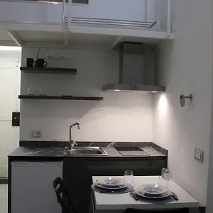 Piccolo Loft A Due Passi Dal Castello Apartamento