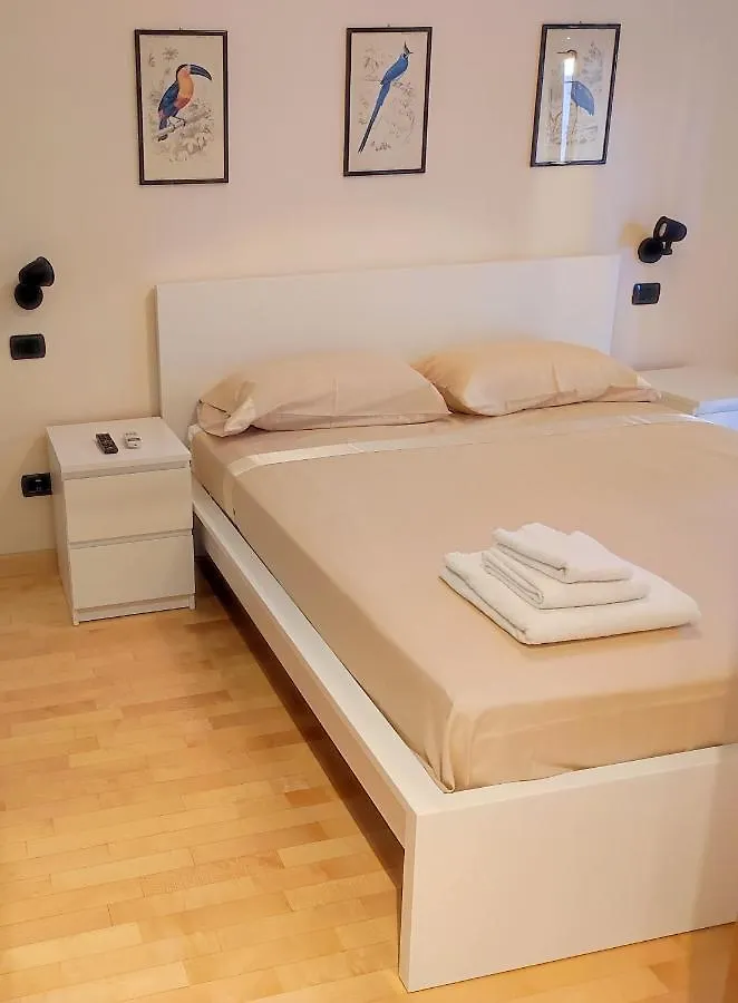 6 A Casa Apartment Milan